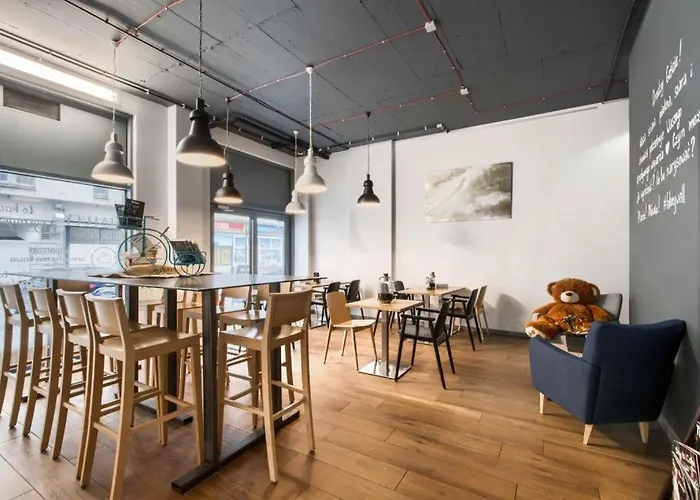 Mennica - One Bedroom شقة